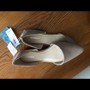 ON SUEDED D’ORSAY FLATS